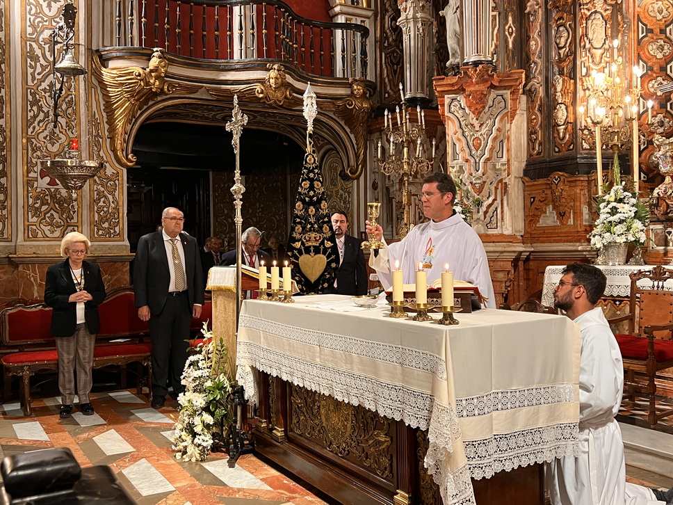 LA MUY ANTIGUA PONTIFICIA REAL E ILUSTRE HERMANDAD SACRAMENTAL DE