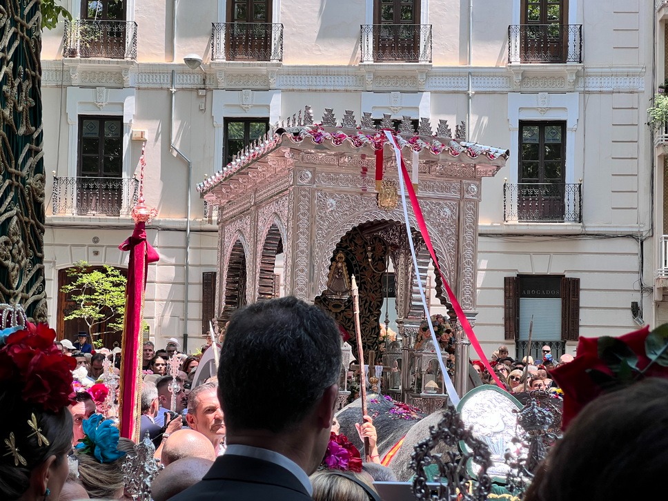 LA HEMANDAD DE GLORIA DEL ROCÍO DE GRANADA INICIA SU CAMINO DE 2023 CON