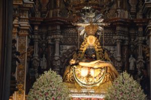 Ingreso en la Hermandad de la Virgen de las Angustias